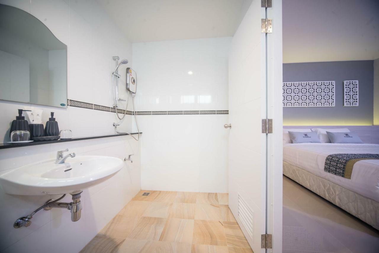 Peranakan Boutique Hotel - Sha Plus Phuket Exteriör bild